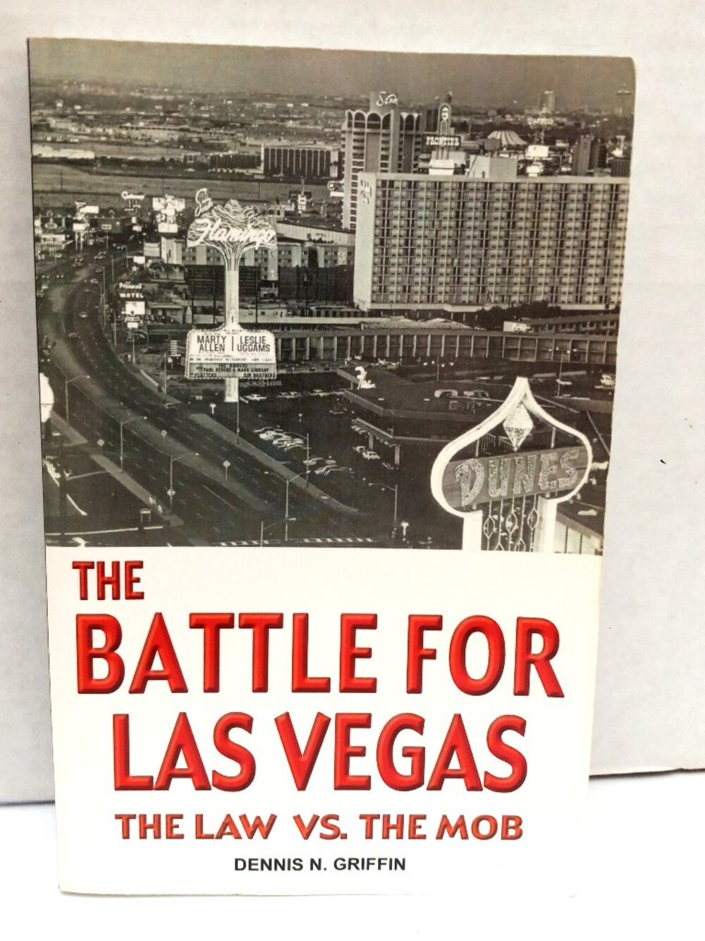 The Battle For Las Vegas The Law Vs The Mob Dennis N. Griffin PB Book 2006